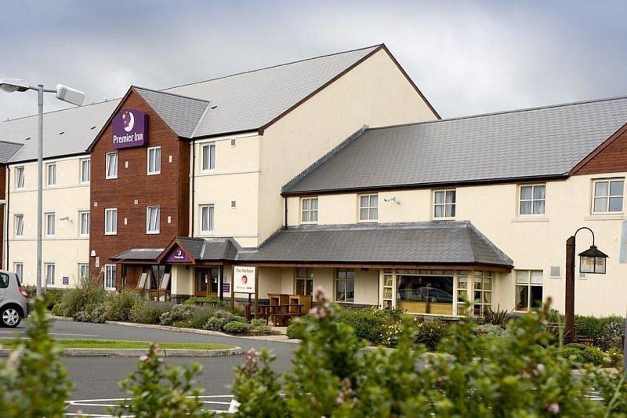 Premier Inn Carrickfergus Exterior foto